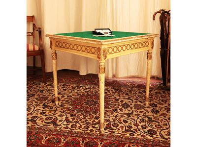Tavolino da Gioco in Legno Laccato Bianco e Dorato