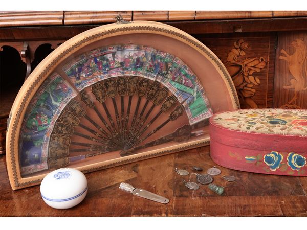Lot of curiosities