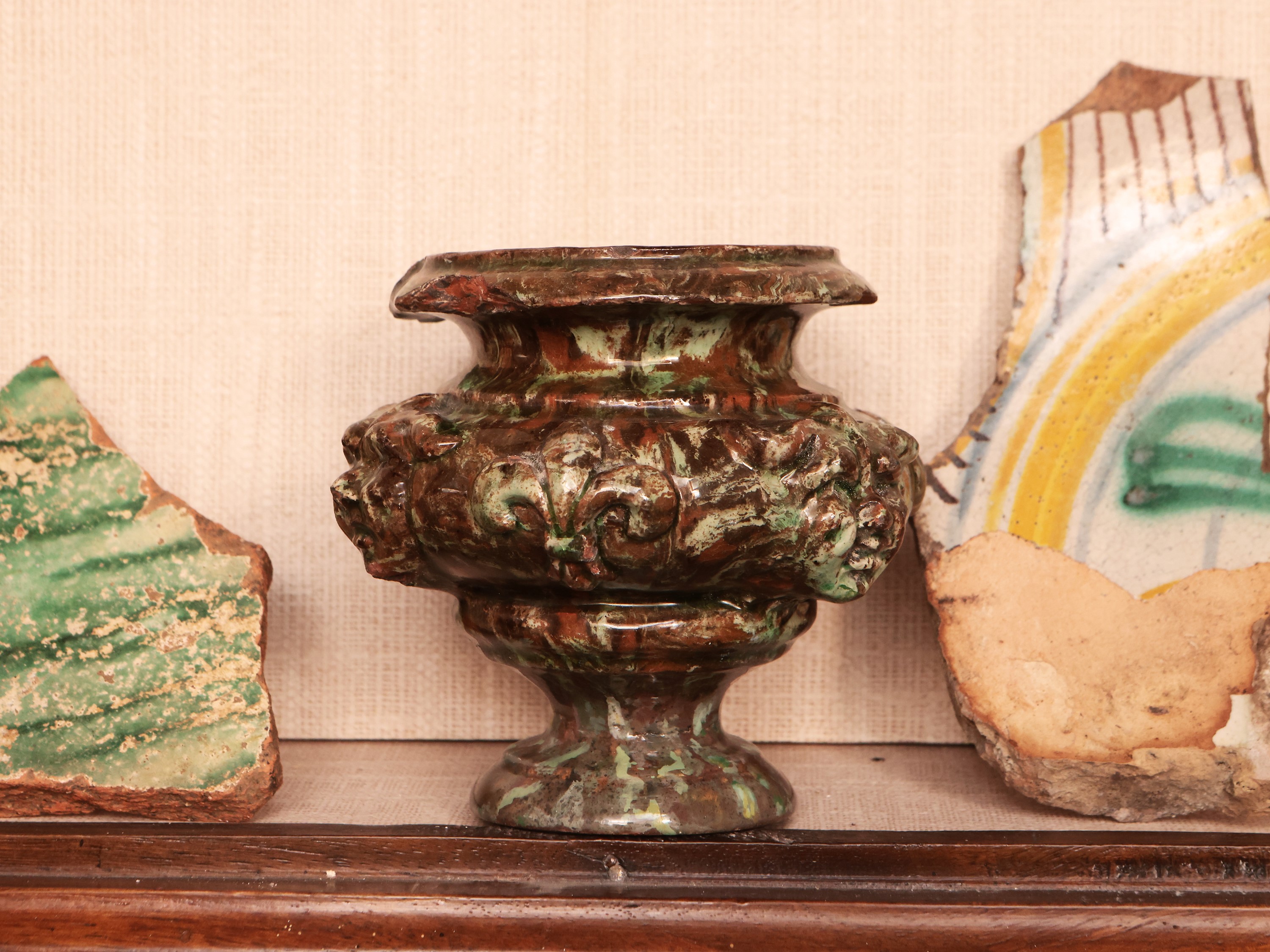 Cinque Piatti in Maiolica
