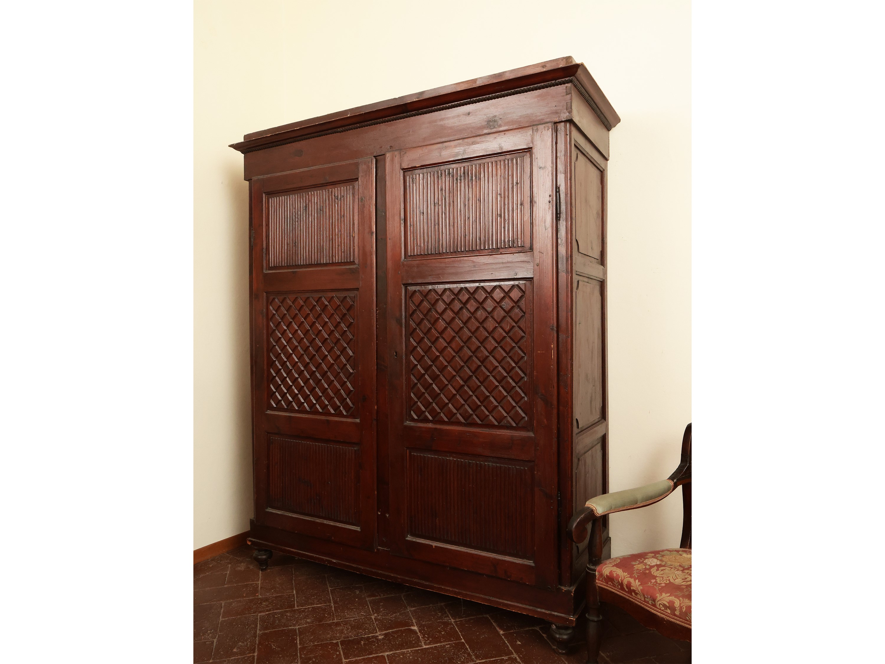 Armadio in Legno Tenero