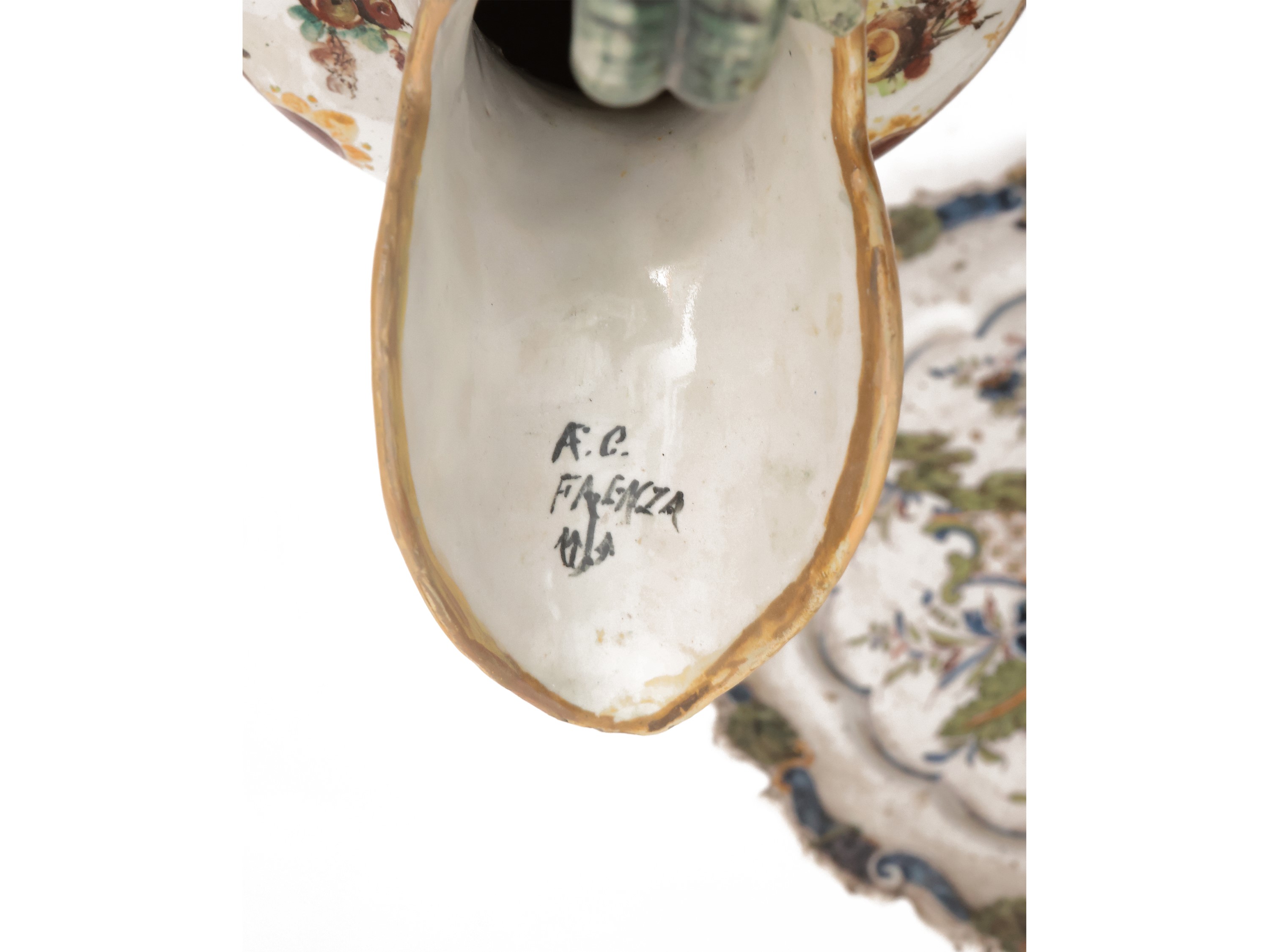 Versatoio in Ceramica di Faenza