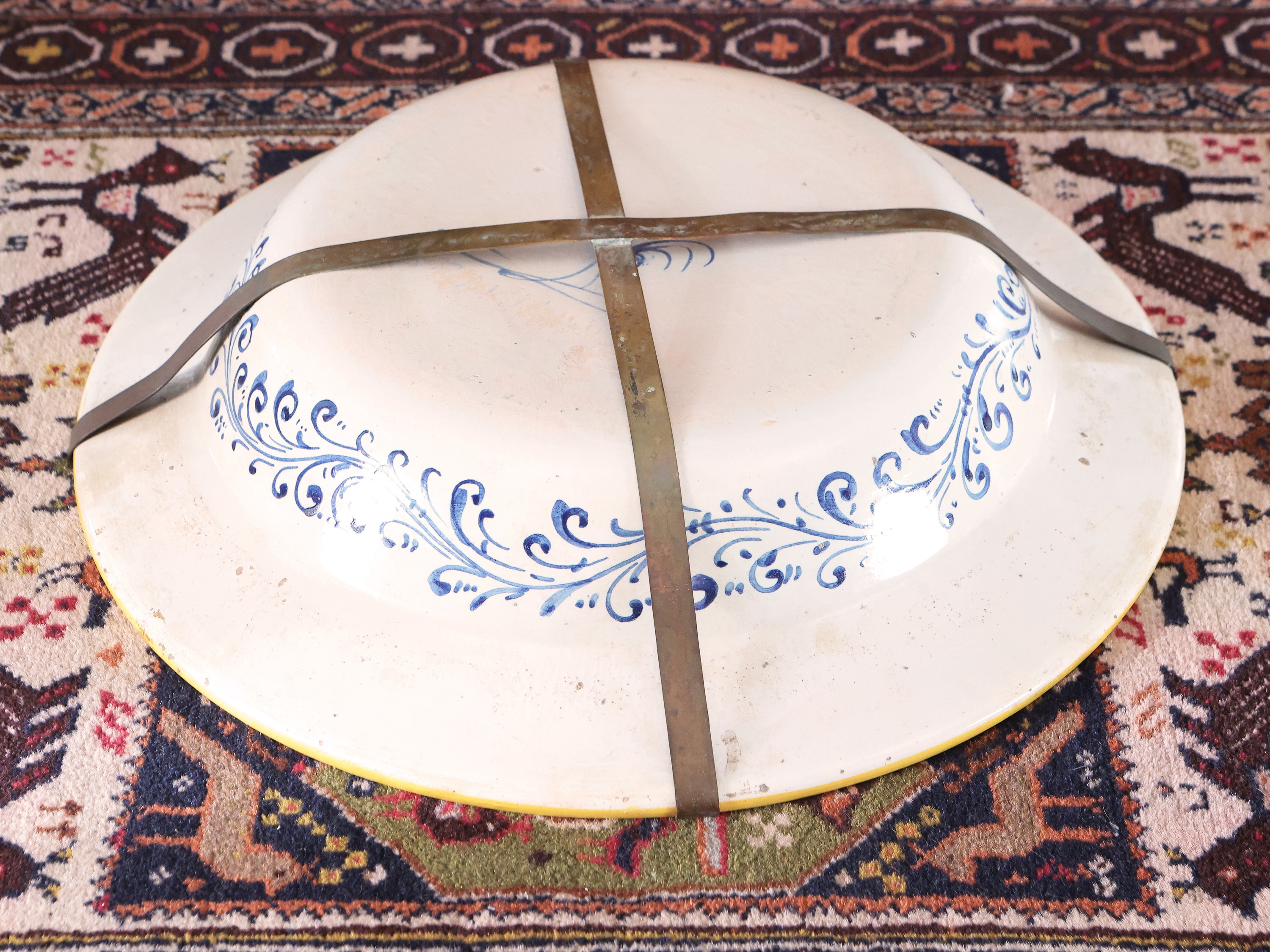 Piatto da parata in terracotta invetriata, Cantagalli