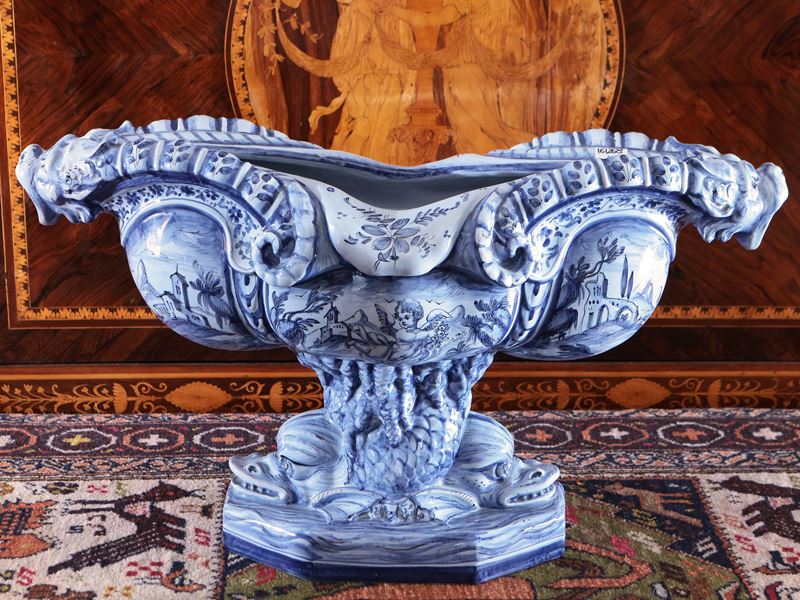 Grande Alzata in Terracotta Inventriata alla Maniera delle Maioliche di Savona, Cantagalli