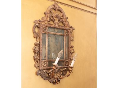 Ventola in Legno Intagliata e Dorata a Mecca
