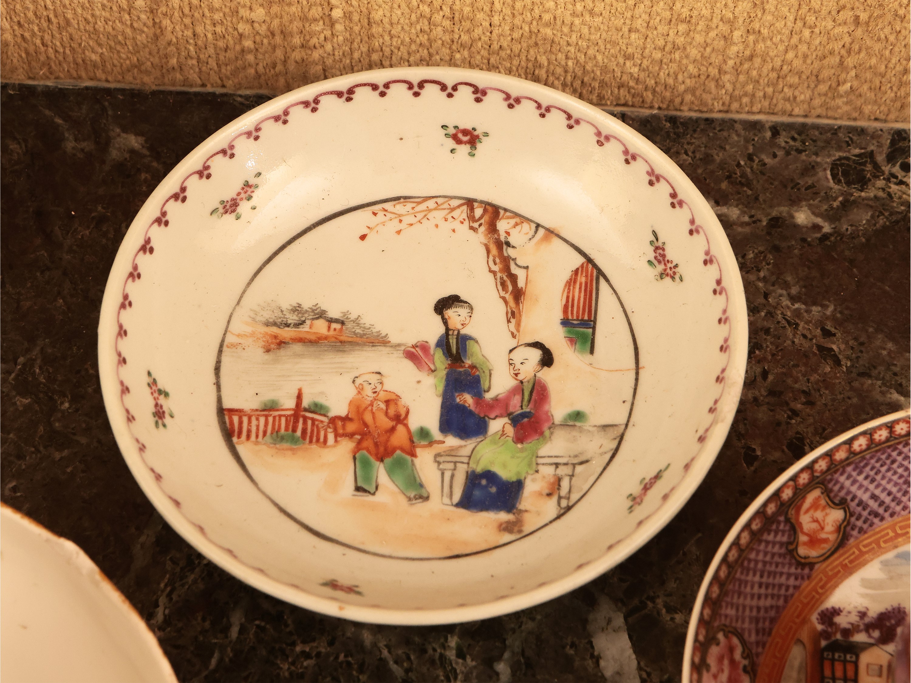 Collezione di Tazzine D'epoca in Porcellana