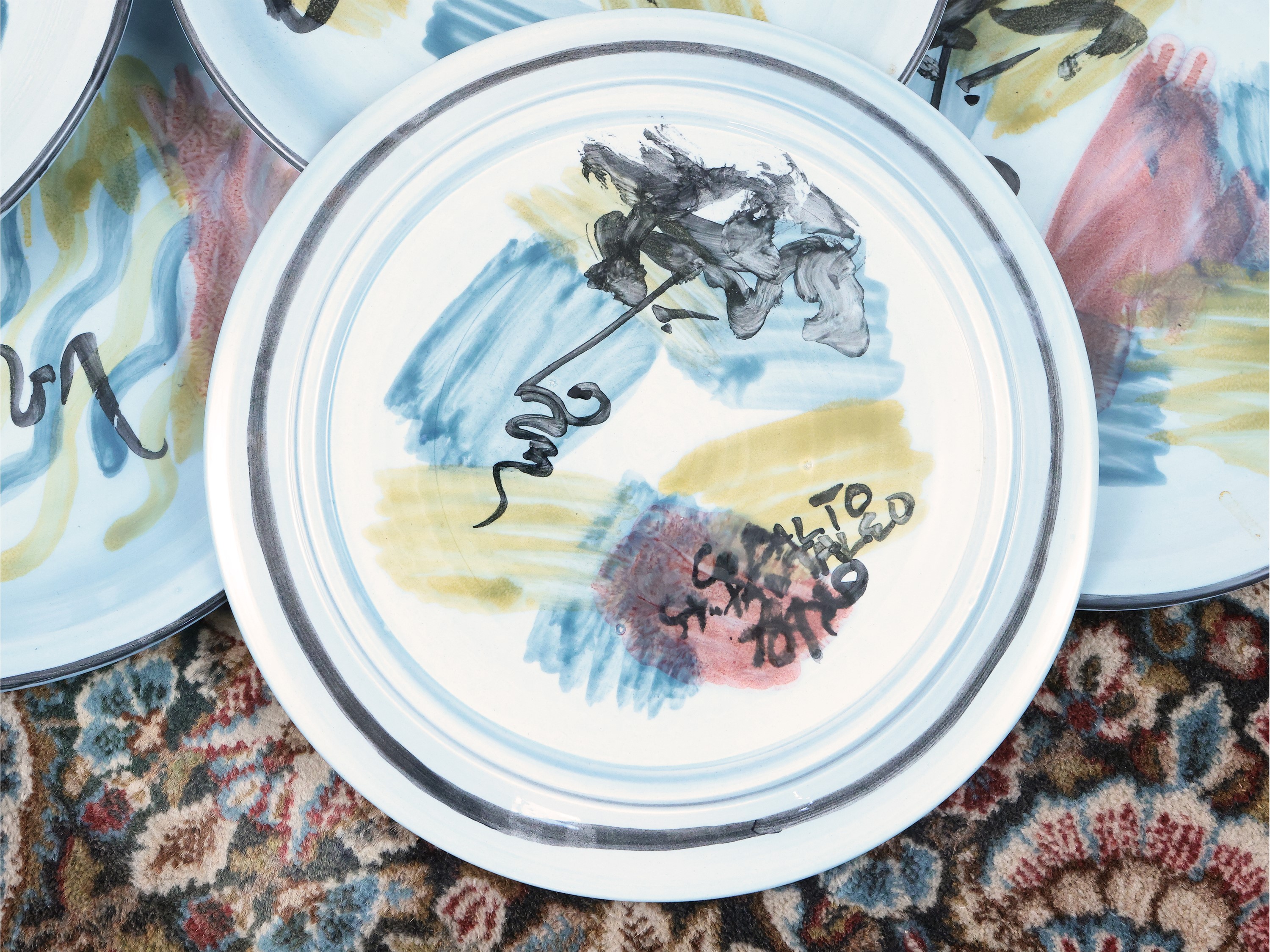 Serie di Venti Sottopiatti in Ceramica
