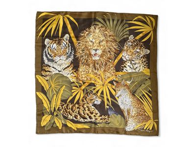 Salvatore Ferragamo, Foulard in Seta