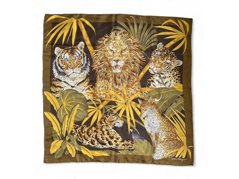 Salvatore Ferragamo, Foulard in Seta
