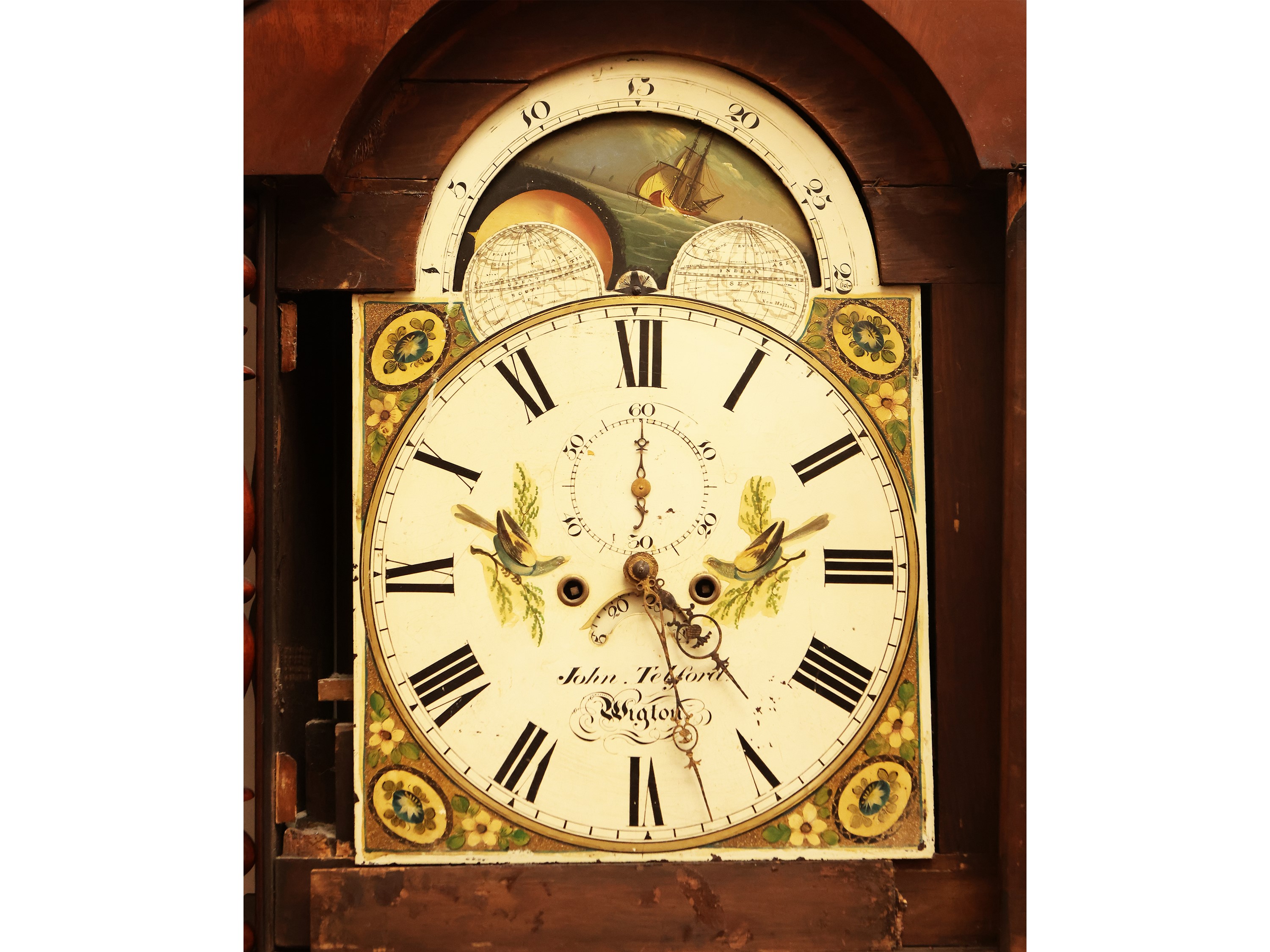 Orologio a Torre Impiallacciato in Piuma di Mogano, John Telford