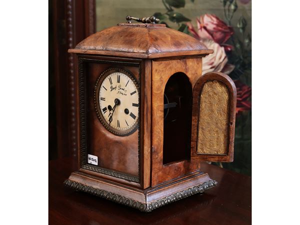 Table clock covered in leather