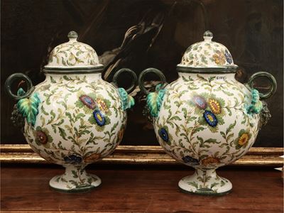 Coppia di Vasi Globulari in Ceramica