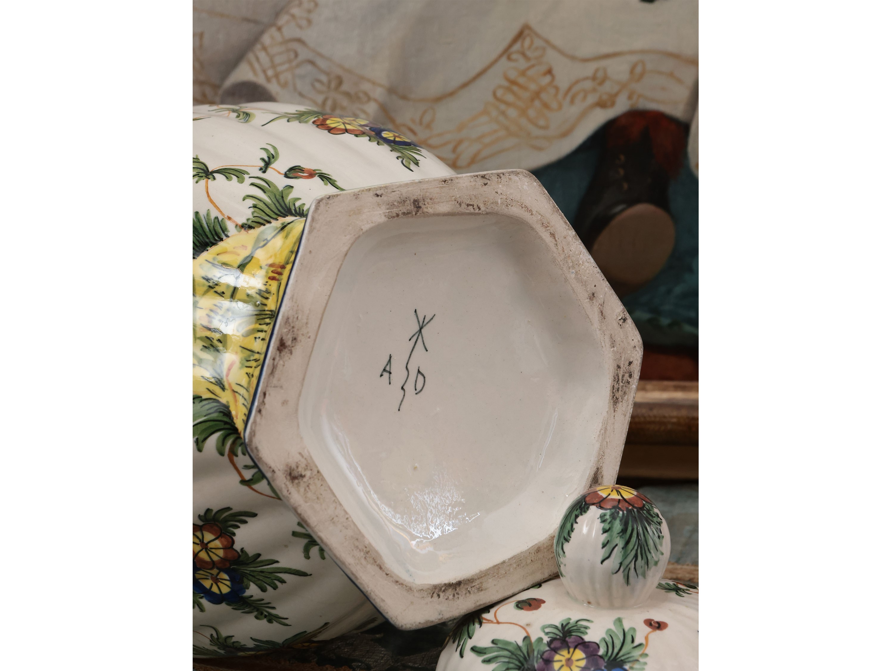 Grande Vaso a Potiche in Ceramica Smaltata