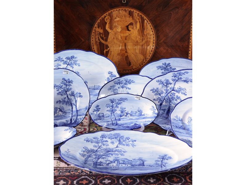 Servizio di Piatti in Ceramica, Castelli