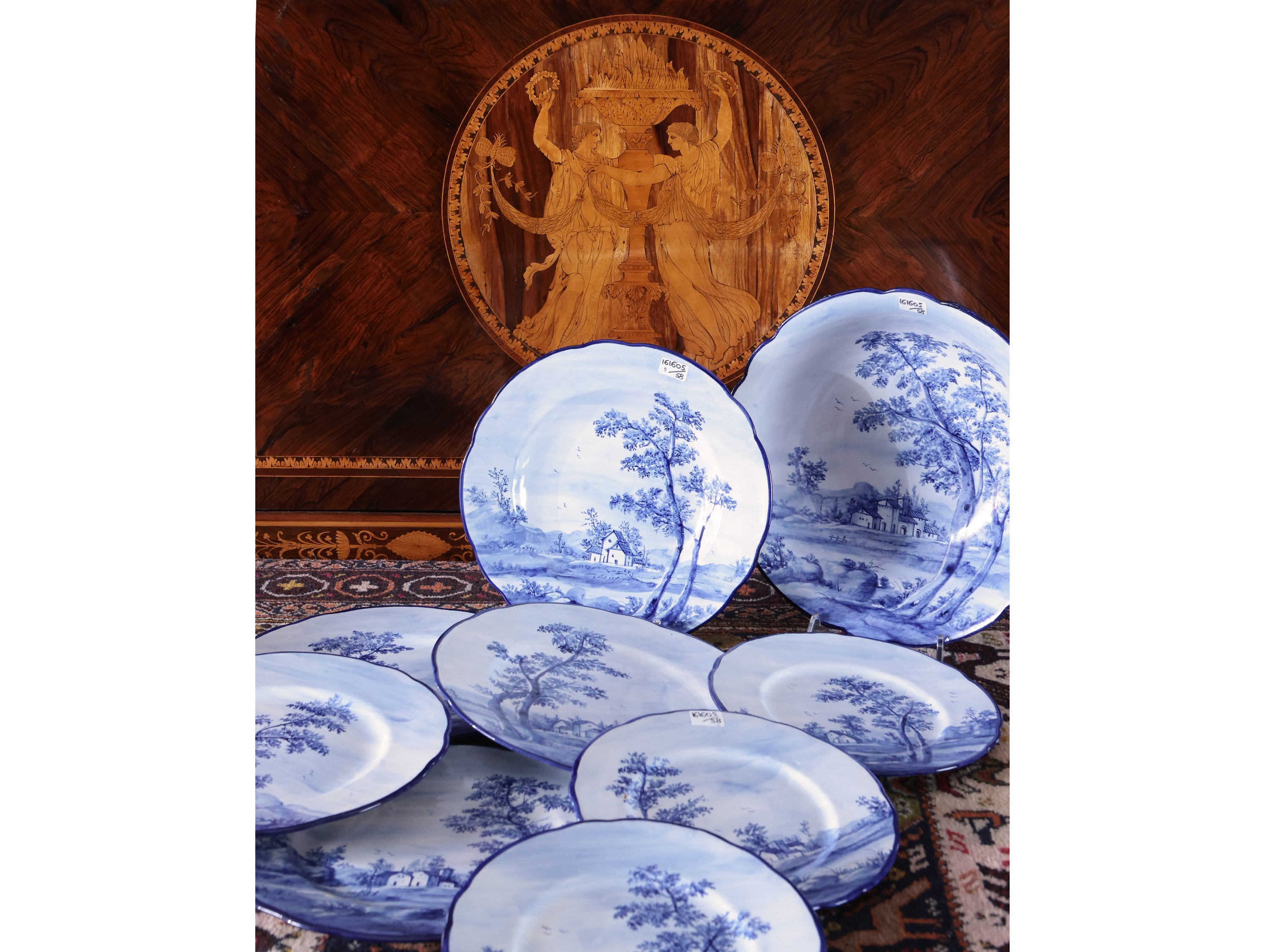 Servizio di Piatti in Ceramica, Castelli