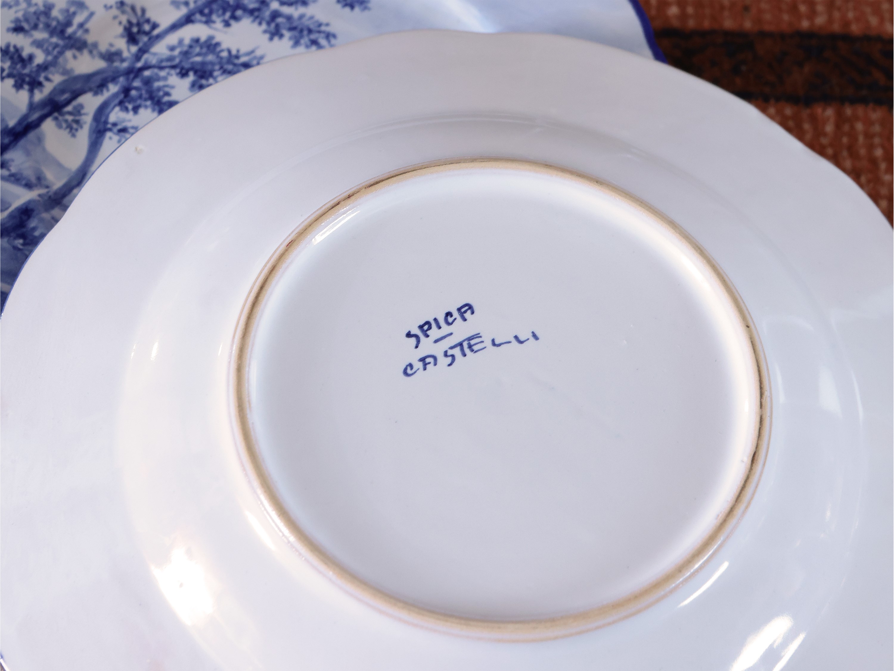 Servizio di Piatti in Ceramica, Castelli