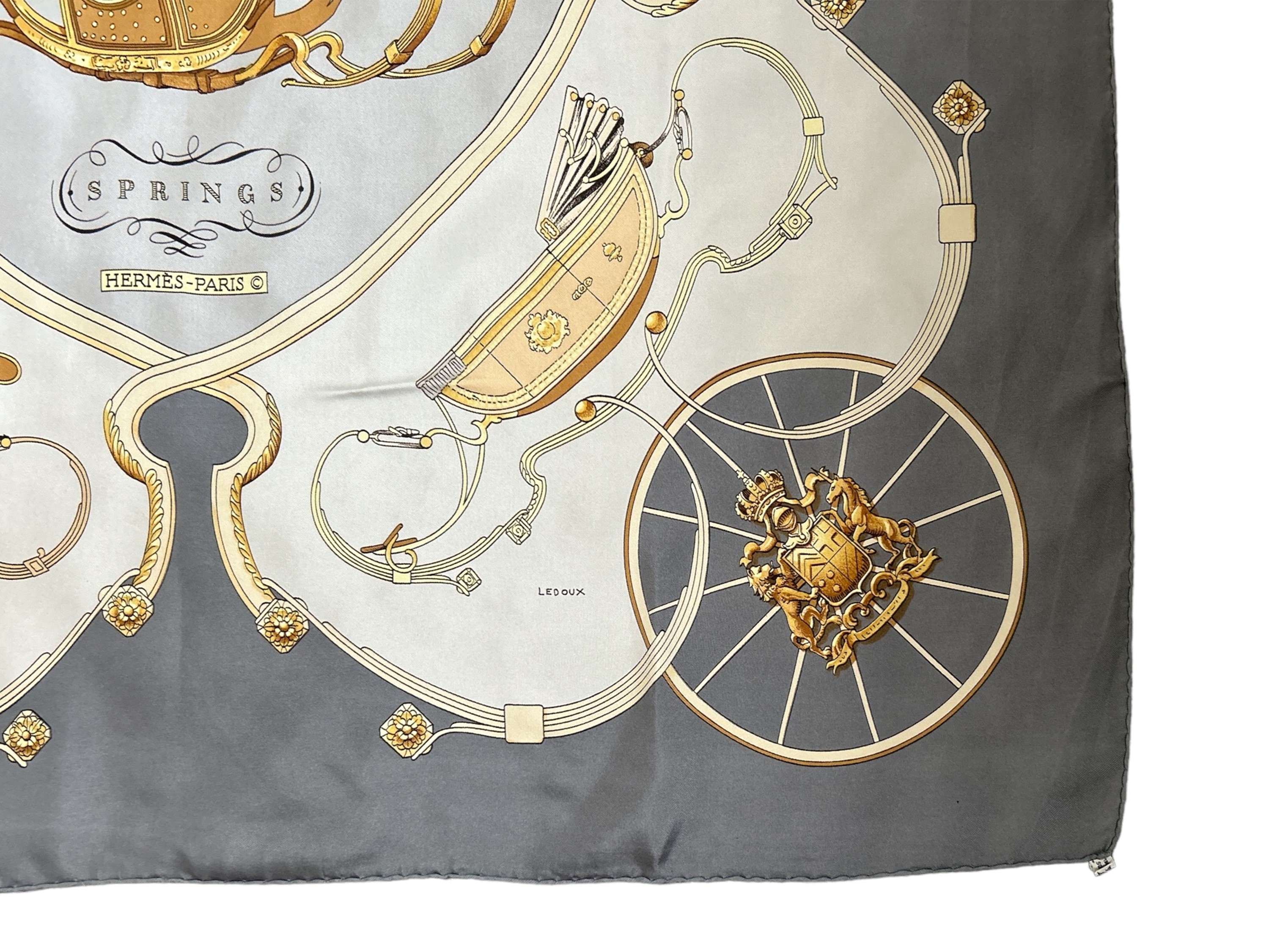 Hermès, Foulard in Seta "springs" di Philippe Ledoux