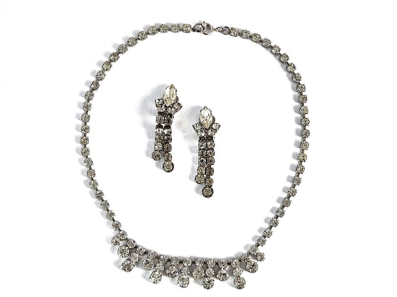 Demi Parure Collana e Orecchini
