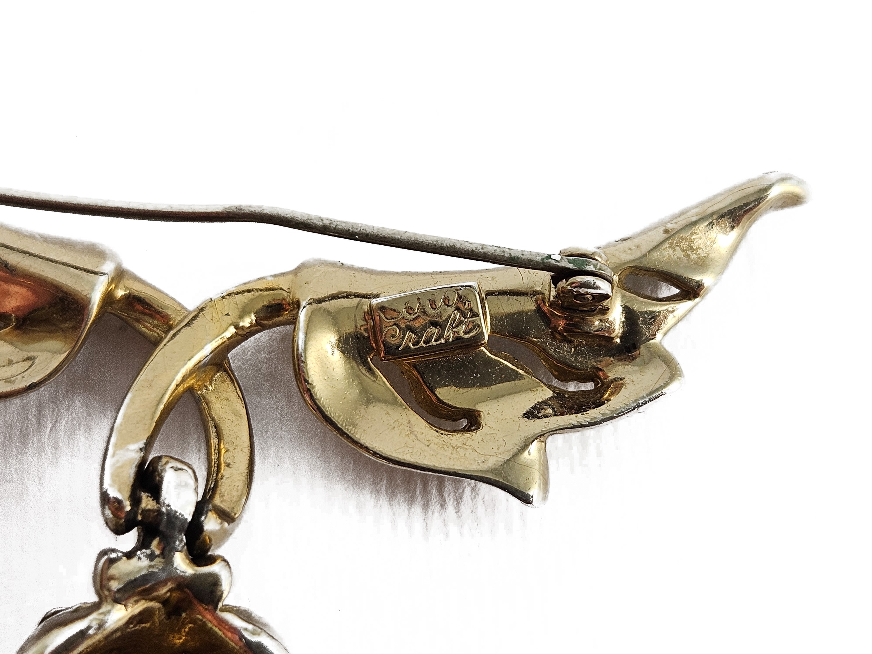 Coro Craft, Spilla By Adolph Katz