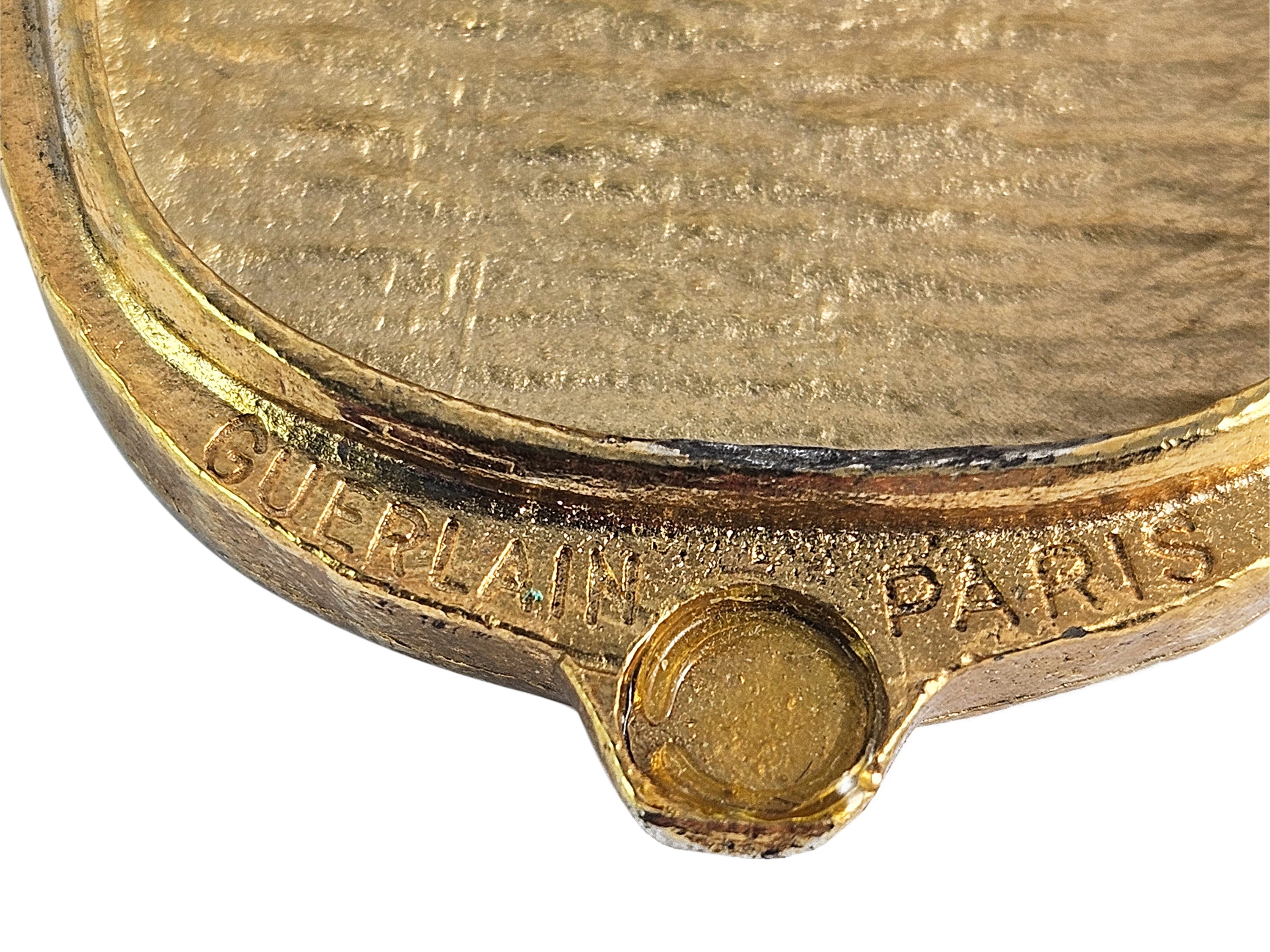 Guerlain, Medaglione Robert Gossens
