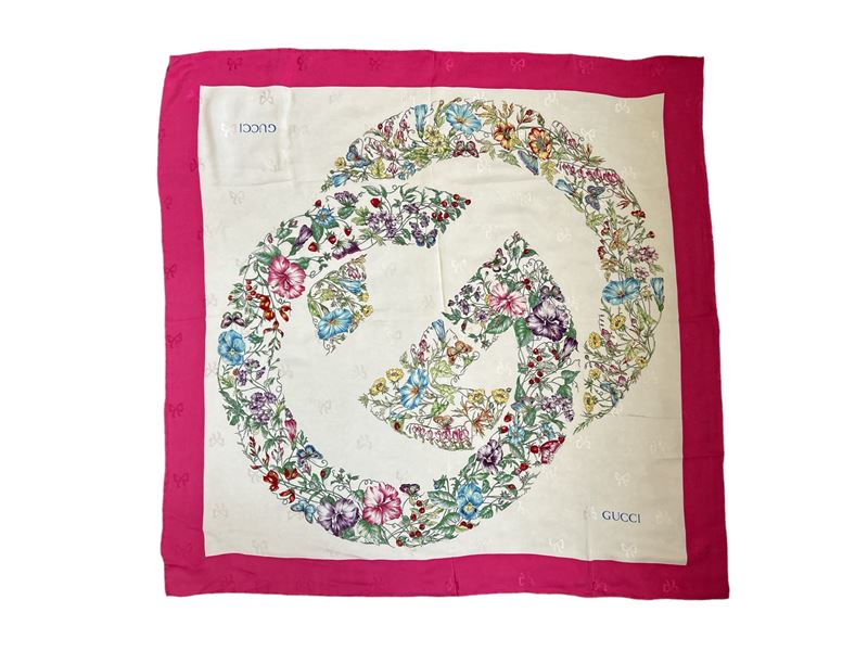 Gucci, Foulard in Seta