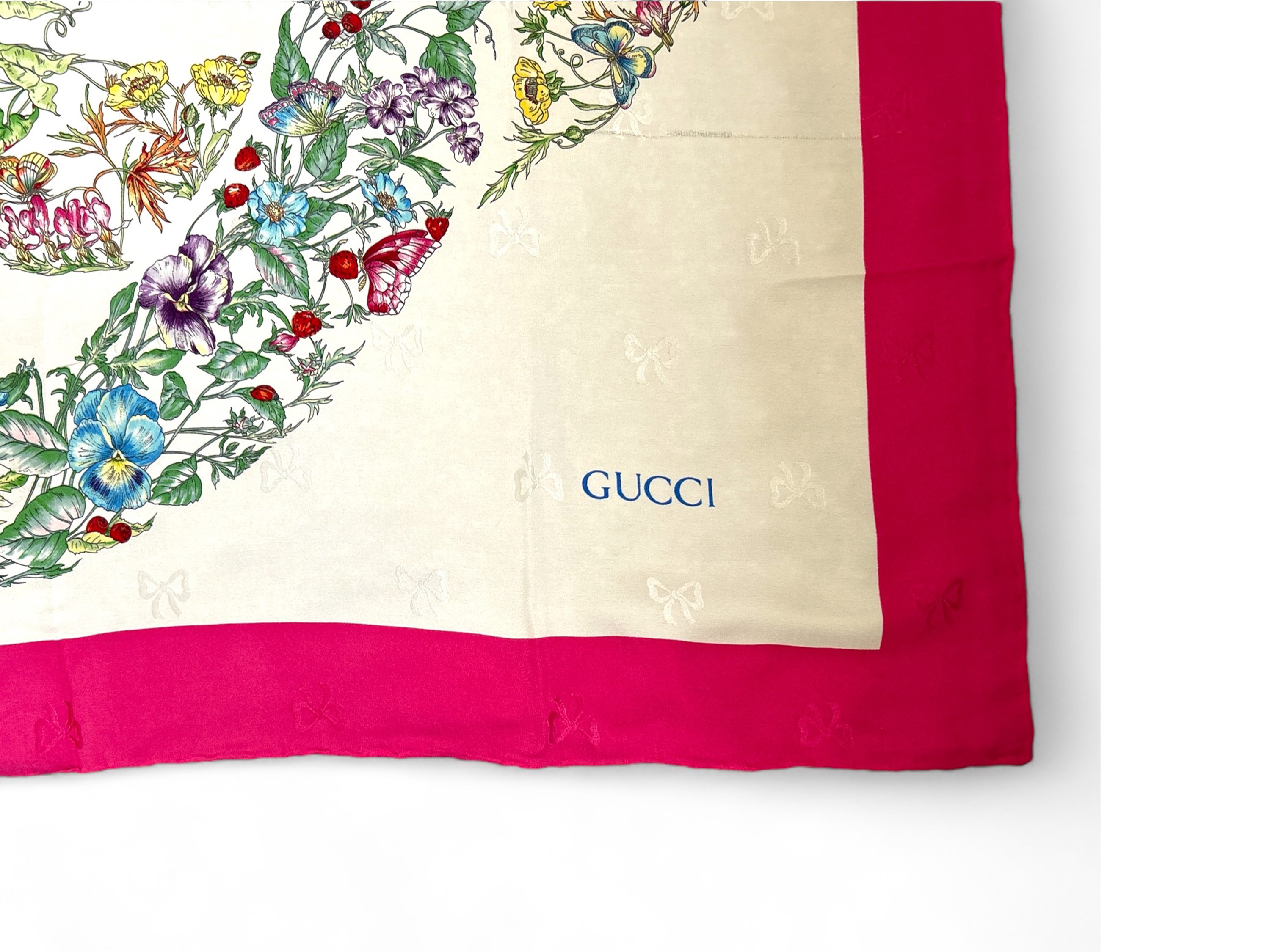 Gucci, Foulard in Seta
