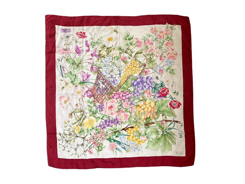 Gucci, Foulard in Seta