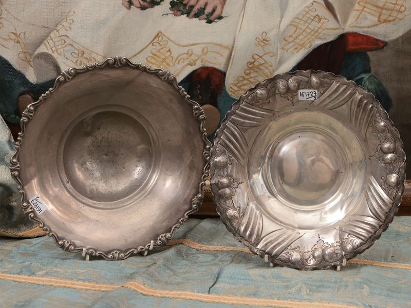 Due Cestini Porta Bon Bon in Argento