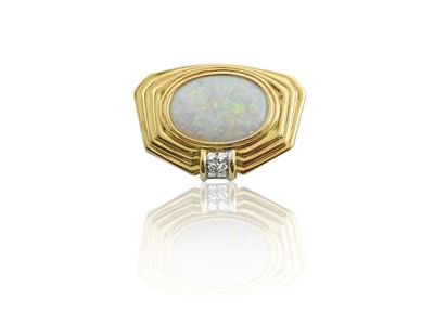 Spilla in Oro Giallo con Diamanti ed Opale Nobile Bianco