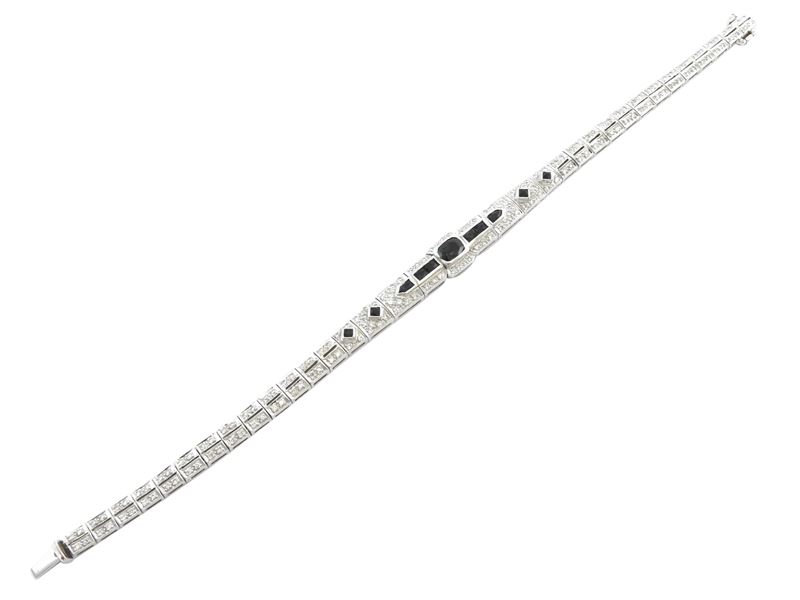 Bracciale in Oro Bianco con Diamanti e Zaffiri