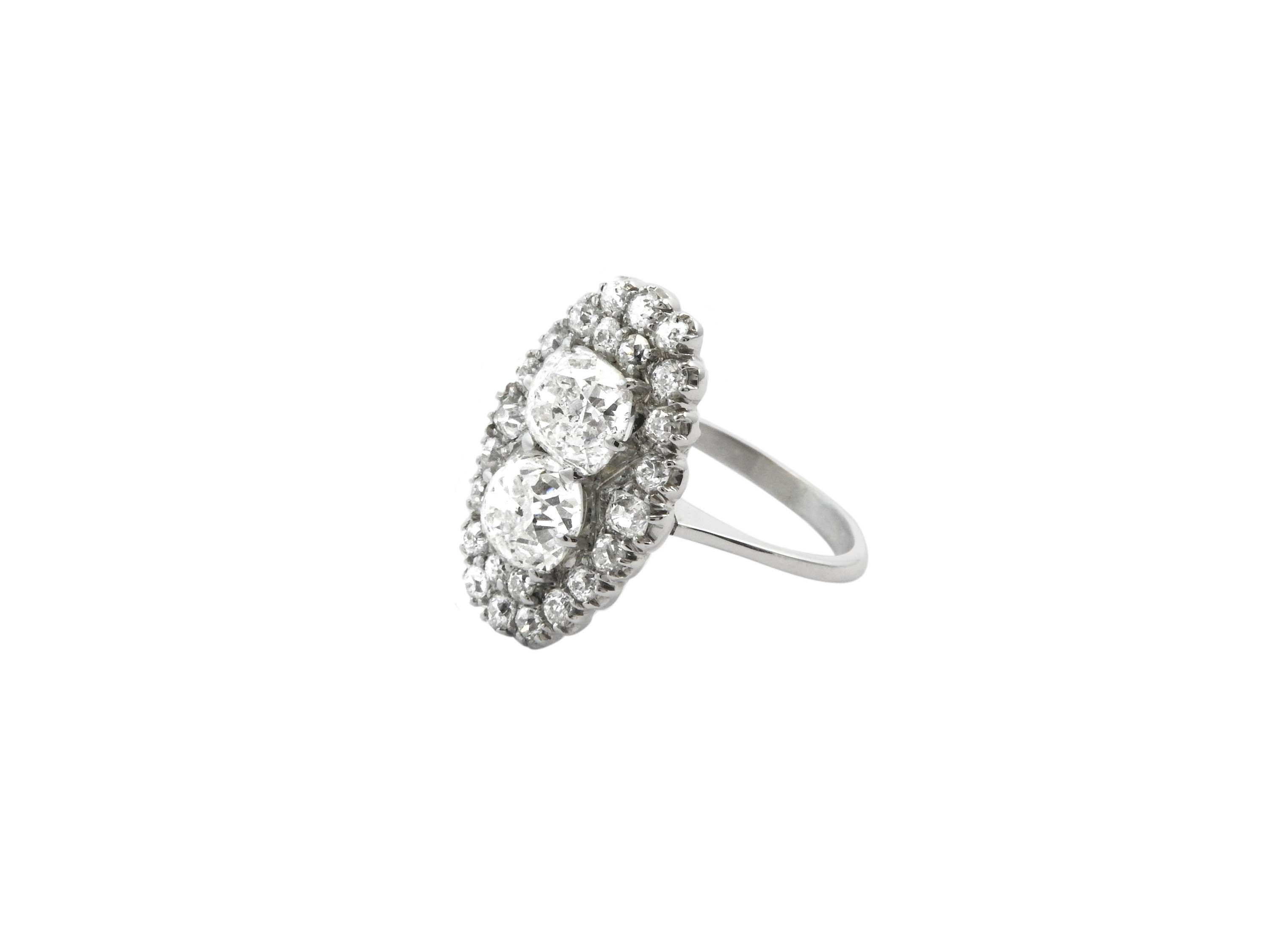 Anello in Oro Bianco con Damanti