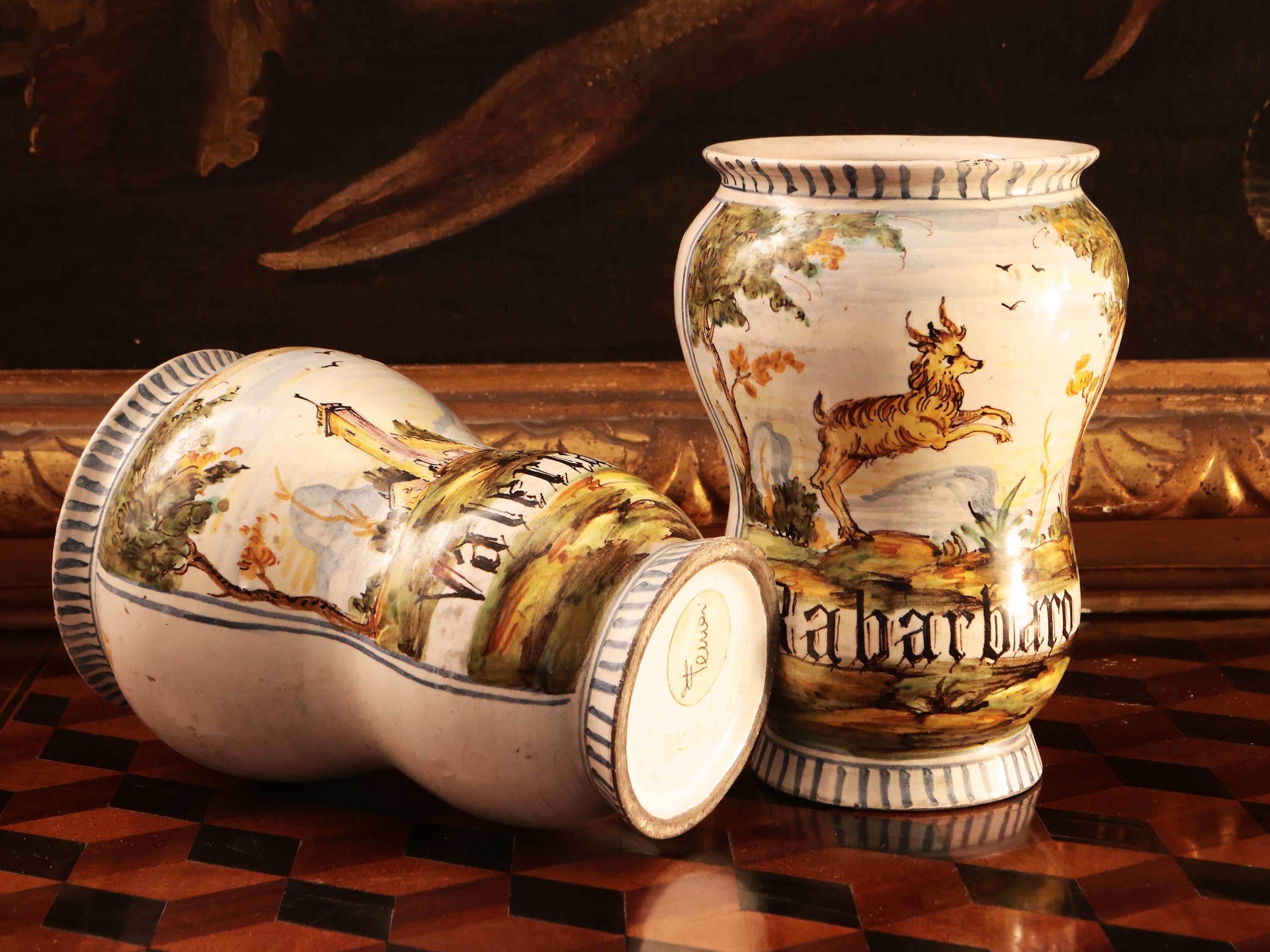 Coppia di Albarelli da Farmacia in Maiolica