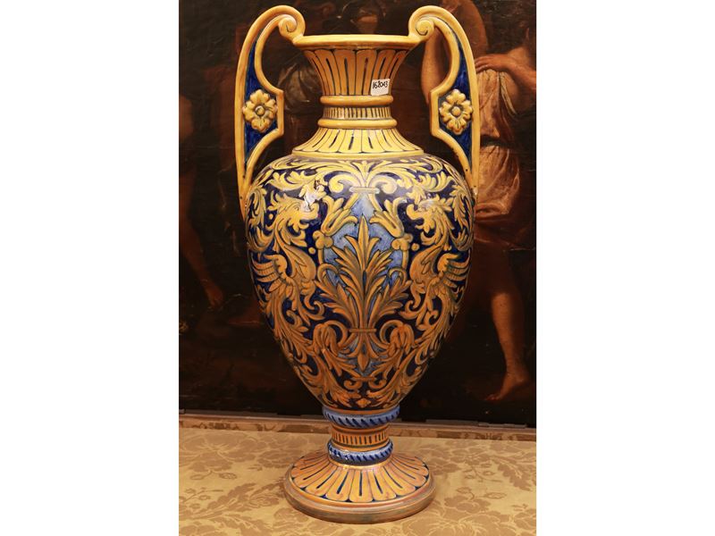 Vaso Ad Anfora in Terracotta Smaltata a Lustro, Gualdo Tadino