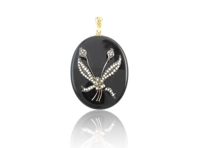 Pendente Portaritratto in Oro a Vario Titolo, Argento ed Onice con Microperle