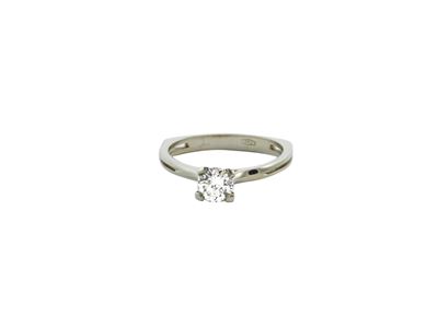 Anello Solitario in Oro Bianco con Diamante