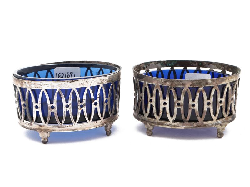 Coppia di saliere in argento