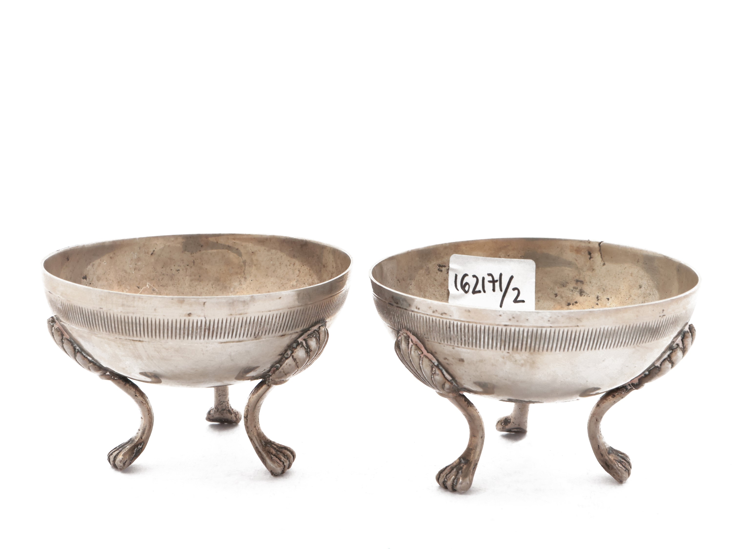 Coppia di saliere in argento