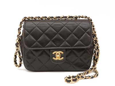 Chanel, Borsa a Tracolla in Pelle Nera Matellassè