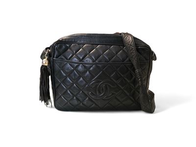 Chanel, Borsa a Spalla in Pelle Nera Matellassè, con Nappa