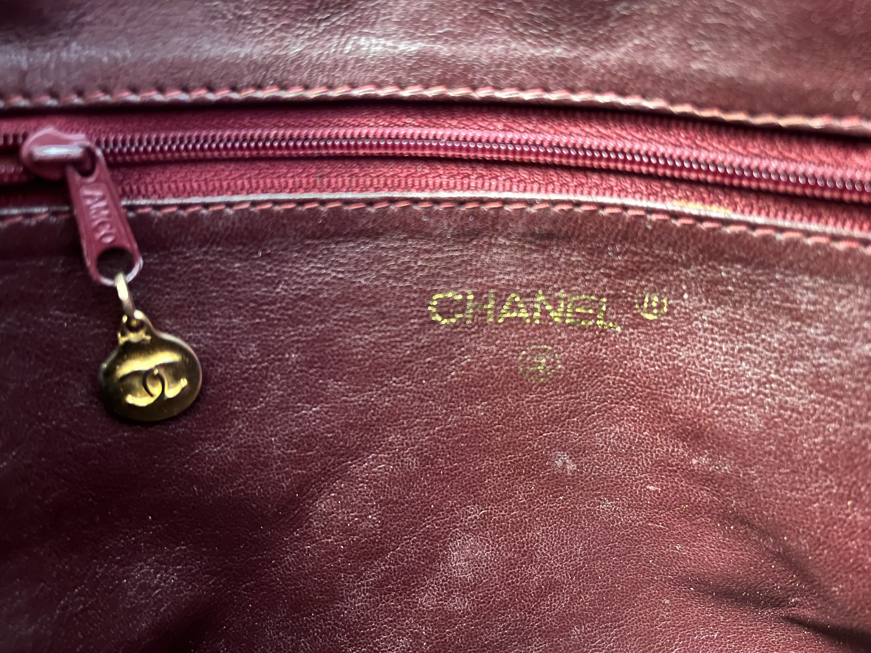Chanel, Borsa a Spalla in Pelle Nera Matellassè, con Nappa