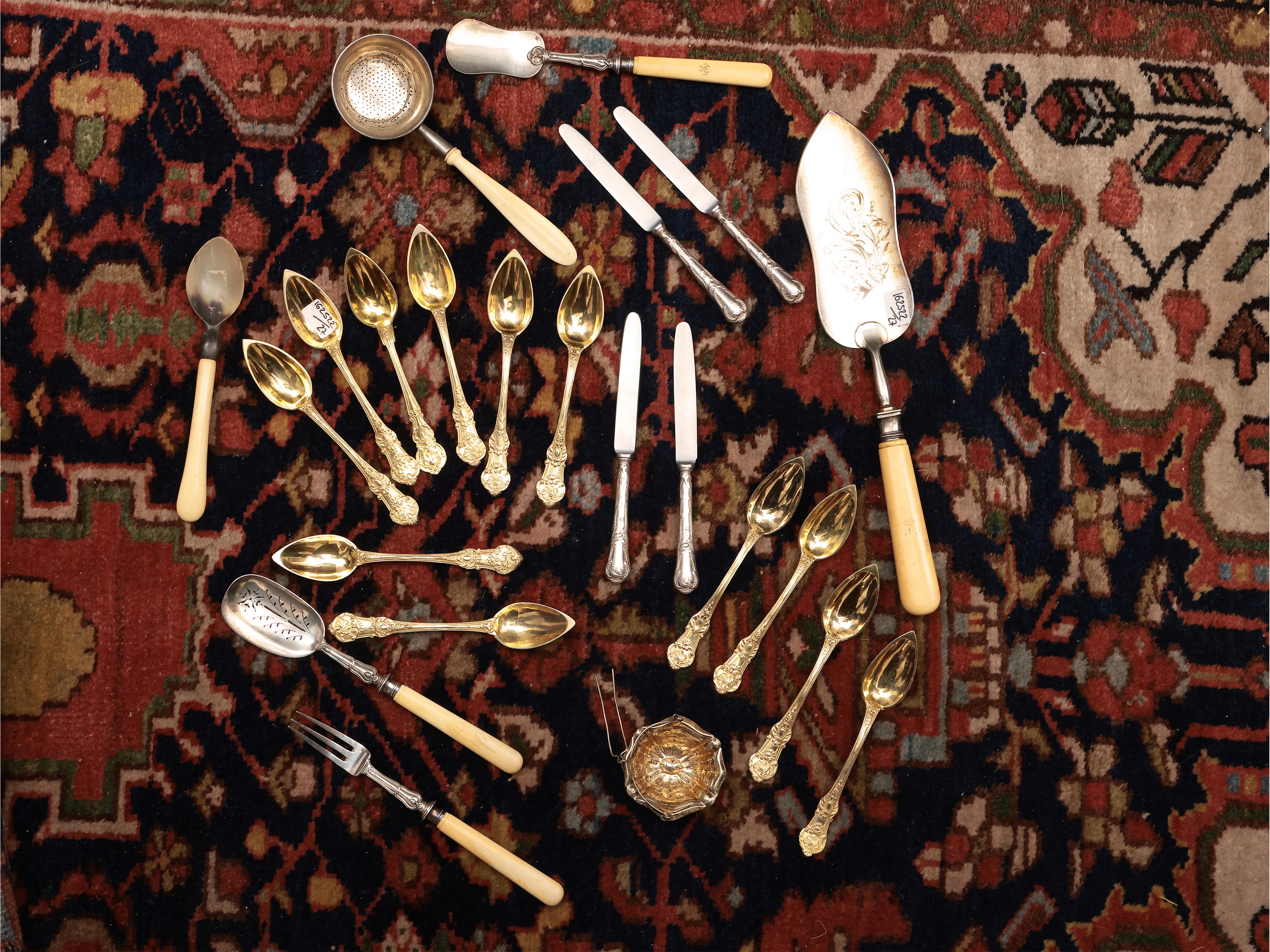 Accessori per la Tavola in Metallo Argentato