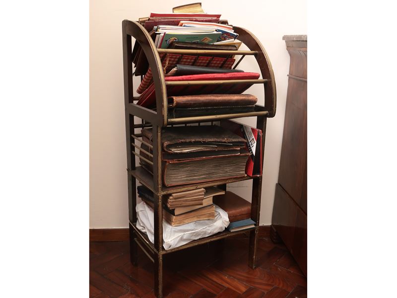 Etagere-libreria in Satinwood
