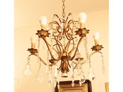 Lampadario in Cristallo e Metallo Dorato