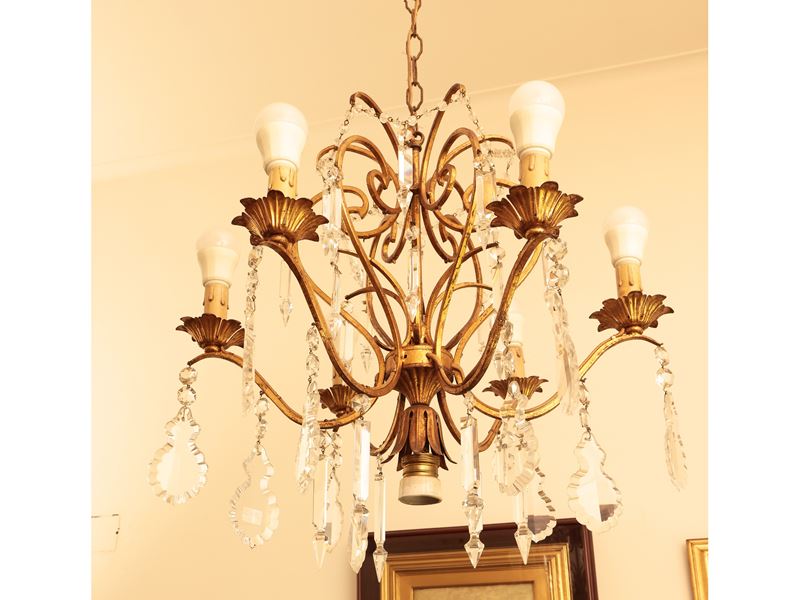 Lampadario in Cristallo e Metallo Dorato
