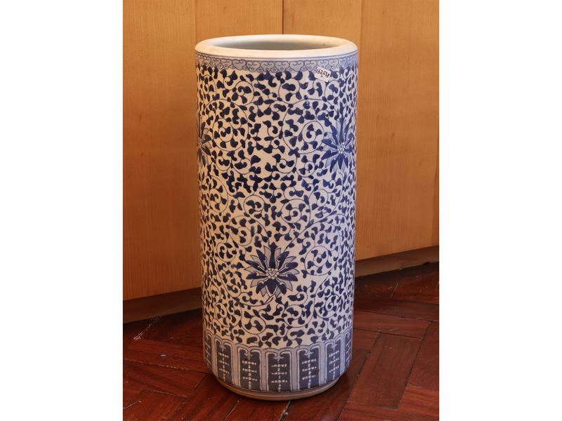 Grande Vaso Cilindrico in Porcellana
