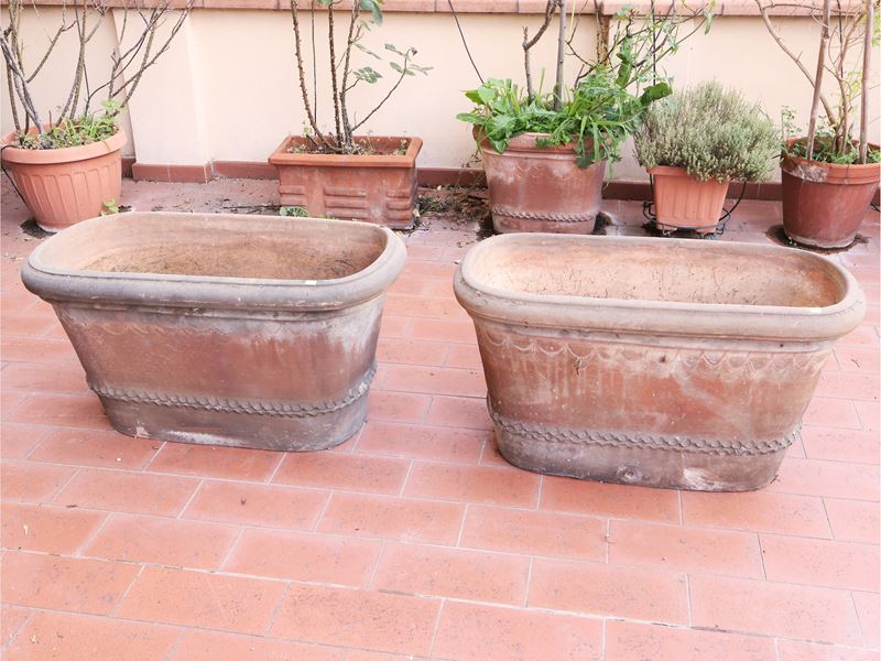 Due Conche da Giardino in Terracotta