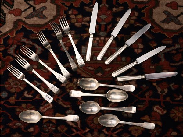 Servizio di posate in argento d'epoca