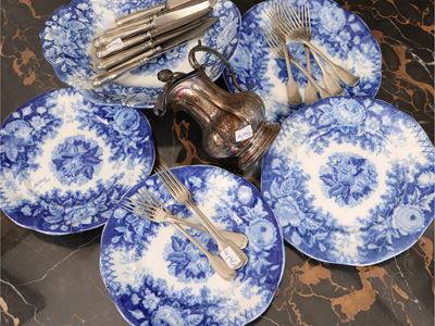 Accessori D'epoca per Servire la Colazione