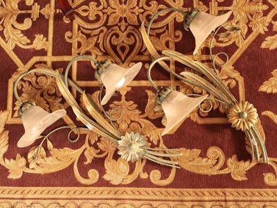 Coppia di Applique in Metallo Laccato Verde e Dorato