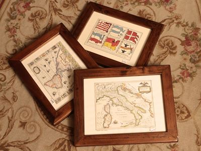 Serie di Tre Stampe Decorative