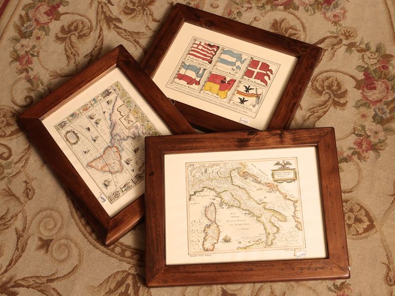 Serie di Tre Stampe Decorative